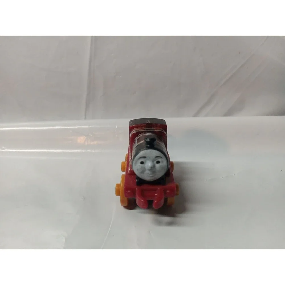 Thomas & Friends Minis Train - SuperStation James